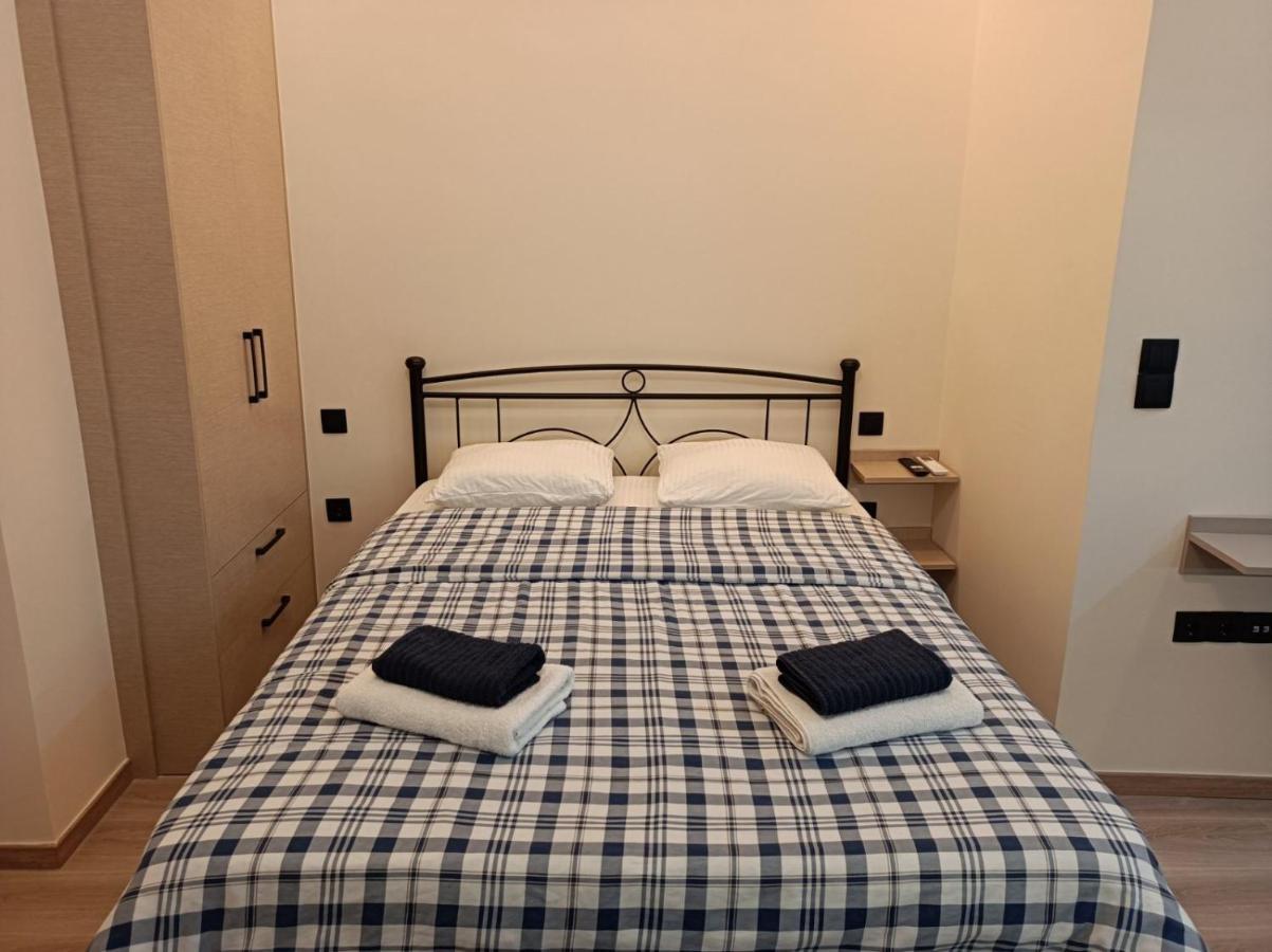 Apartment Dipla 3 Athènes Extérieur photo